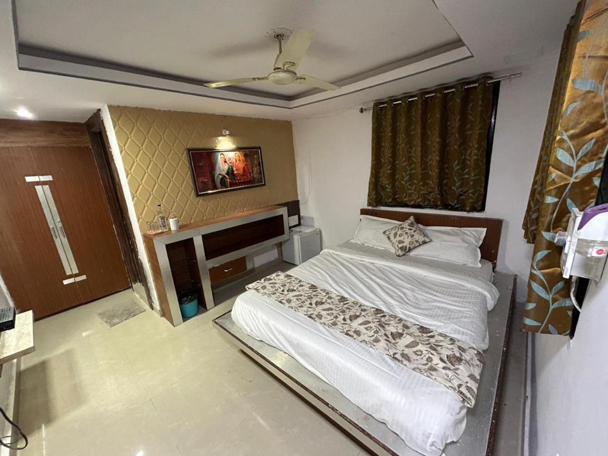 The Peach Tree Rooms Mount Abu Exterior foto
